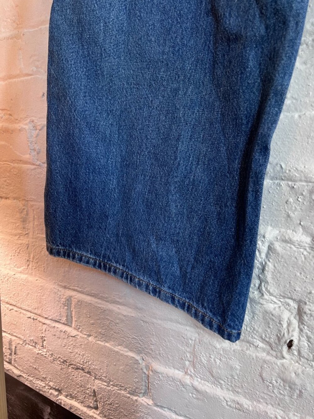 WRANGLER | Women's Retro Bailey High Rise Wide Leg Jeans in the Yvette wash. - Picture 10 of 14